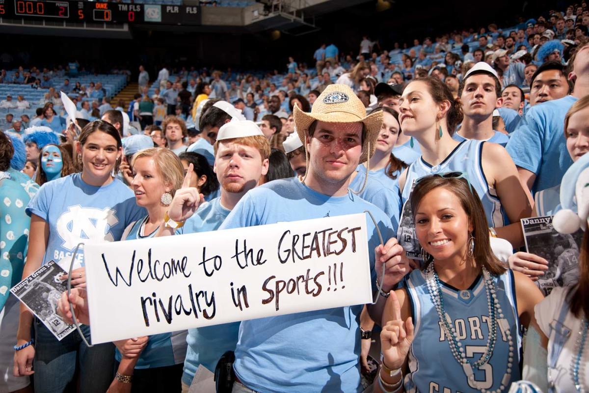 2009-North-Carolina-fans-oph9-54544.jpg